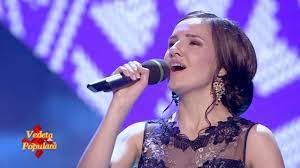 Şi, pentru că muzica populară este în sufletul lui, cântă şi la clarinet, dar numai folclor. CÄƒtÄƒlina Rotaru De La MoarÄƒ Pan La GarÄƒ Finala Sezonului 2 Vedeta PopularÄƒ Youtube