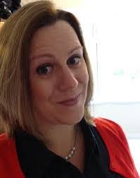 Amanda Firth's Instagram, Twitter & Facebook