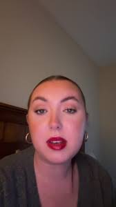 bailey floyd (@porcelainnprincessss)