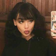 41 Creative Hairstyle Ideas With Bangs For Daughter Aesthetic Hair Grunge Hair Hair Makeup