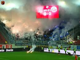 Der einst so stolze bundesligist hansa rostock versinkt im chaos. Hallescher Fc Hansa Rostock 01 12 2017