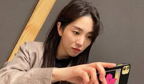 Aquino iii, paid tribute to the late president, saying his family lost a good brother. Mina Of Aoa Working Hard On Treatment As She Deletes Instagram Metro News