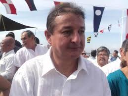 Ex alcalde Sergio Posadas guarda silencio a criticas en su contra