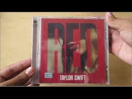 Taylor swift is ready to revisit her hit album red. Red Album Deluxe Edition De Taylor Swift Unboxing Cd En Espanol Youtube