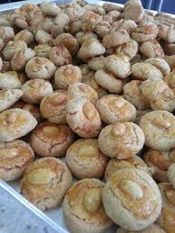 Wow, ade berbagai inti untuk kuih apam puri malaysia ini, diantaranya, ade apam puri inti kacang merah, inti kacang tumbuk, inti cream jagung, inti durian, inti sagu, inti kelapa, inti kastard, dll. Resepi Biskut Mazola Kacang Hijau Sukatan Cawan