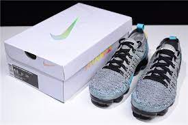 Dressed in a black, dusty cactus and hyper jade color scheme. Mens Nike Air Vapormax 2 0 Black Dusty Cactus Hyper Jade 942842 104