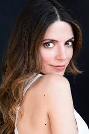 Nina Bloom's Instagram, Twitter & Facebook