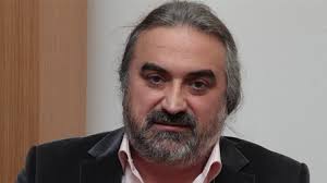 Volkan konak'ın doğum yeri trabzon'un maçka ilçesidir. Volkan Konak Kimdir Aslen Nereli Ve Kac Yasindadir Unlulerin Dunyasi Haberleri