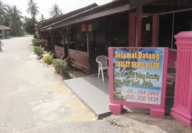 Take a tour of the pengkalan balak beach (pantai pengkalan balak), malaysia and relax at the beach. Chalet Pengkalan Balak Melaka Area November 2009