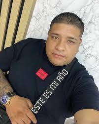 Alexander Lobo's Instagram, Twitter & Facebook