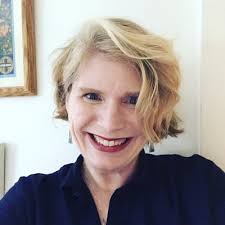 I'm so exited to share that I've started a new position as Director of  Admissions and Financial Aid at Childpeace Montessori School!