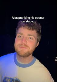 Alex Warren Brooklyn