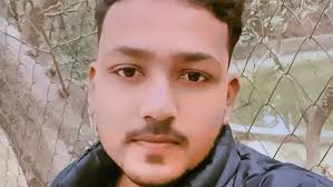 Photo by Mina Raja (@hello_from_manoo) · September 25, 2025