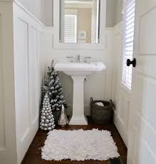 Fine 36 Cool Winter Bathroom Decorations Christmas Bathroom Decor Christmas Bathroom Bathroom Decor