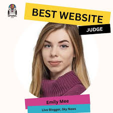 Emily Mee's Instagram, Twitter & Facebook