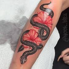 Black And Gold Snake Tattoo Spam Page In 2020 Stylist Tattoos Tattoos Red Ink Tattoos