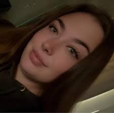 What are the best cost-effective ways to feed a high school baseball team  of 30 players?