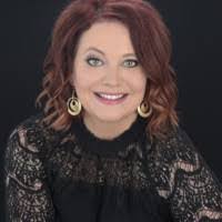 Linda Eslinger's Instagram, Twitter & Facebook