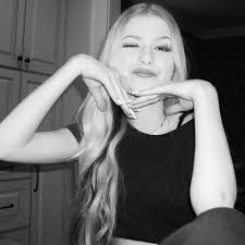 Happy Birthday to the absolute love of our lives. Lana Jean is 17 y'all!!!  So proud of this child. So happy to be your Dad. Let's all wish Lana a  Happy Birthday!