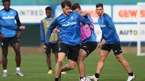 Украинский полузащитник бергамской «аталанты» руслан малиновский высказался об игре он отметил, что миранчук — сильный футболист, но любому игроку нужен период адаптации и. Luchesku Sravnil Perspektivy Miranchuka I Malinovskogo V Atalante Sport Ekspress