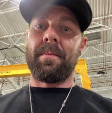 Does the 123d and 130i share the same front brake calipers?