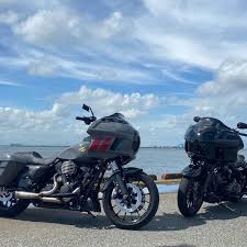 ken s factoryはinstagramを利用しています flhx flrt ver 1 ver 2 all done kensfactory detailscreatestyle flhx harley dyna harley davidson baggers dyna club style