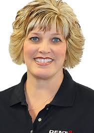 Michelle Pirkle's Instagram, Twitter & Facebook