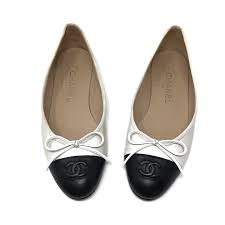 Chanel White Leather Black Cap Toe Ballet Flats Size Us6 5