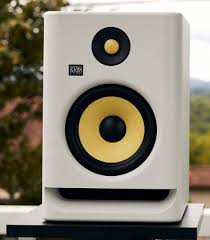 Krk rokit generation 3 monitors continue in this design philosophy, so regardless of your musical krk's rokit 5 g3 (generation 3) powered studio monitors offer professional performance and. Krk Rp5 G 4 Wn Rokit 5 Powered Studio Monitor White Noise Canada S Favourite Music Store Acclaim Sound And Lighting