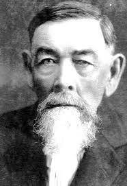 Angeline Riggs's Instagram, Twitter & Facebook