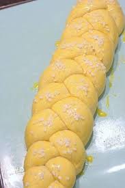 Brioche Au Lait Ribot A La Mie Filandreuse Et Moelleuse Recette En 2020 Lait Ribot Brioche Recette Moelleux