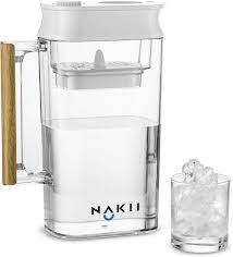 Nakii Water Filter Pitcher - Long Lasting 150 Gallons, Supreme Fast  Filtration and Purification Technology, Removes Chlorine, Metals & Fluoride  for Clean Tasting Drinking Water, WQA Certified,
