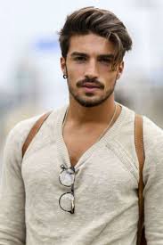 Coupe En Brosse Coiffure Homme Tendance Coiffure Homme Mi Long Cheveux Homme