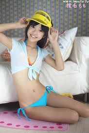 Picture of Momo Shiina