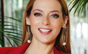 Netflix filmes e series series e filmes marido fotos de skatistas maldosas pretty little liars cara perfeito atrizes lindas memes apaixonados garotas. Joana Amaral Dias Psicologa Discute Com Policia Depois De Ser Acusada De Nao Cumprir Regra Nova Gente
