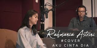 Cerpen 'angin, jaga mereka untuk ku' karya diah oktavia kusumah. Lirik Dan Chord Lagu Aku Cinta Dia Dari Rahmania Astrini