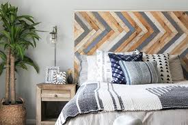 Hints and tips on finding great pallet bedroom furniture. 65 Cool Wood Pallet Ideas For The Home And Garden Loveproperty Com