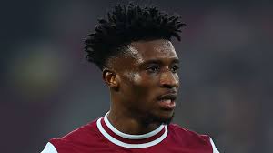 WATCH: Ryan Reynolds approves of this finish! Wrexham co-owner sends  message to Ben Tozer after defender unlikely scores stunner in Gillingham  win