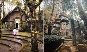 Kamu cukup membayar rp 5.000 untuk masuk ke tempat wisata malang yang bersejarah ini. Museum Ullen Sentalu Jogja Wisata Edukasi Dan Jadi Spot Foto Paling Artistik Di Yogyakarta