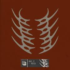 15.	Mau P – Neck 
