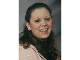 Samantha Emery's Instagram, Twitter & Facebook