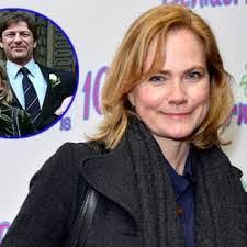 Lorna Bean's Instagram, Twitter & Facebook