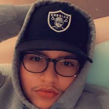 Stream Manny Salas music