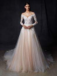 Formal perfekt konfirmationskleider online kaufen design. Schulterfreies Brautkleid In Apricot Im Prinzessschnitt Mit Transparentem Spitzentop Mit Langen Armeln Transparentem Rucken Und Tattoo Effekt Von Enzoani Modell Olympia Heiraten Mit Braut De