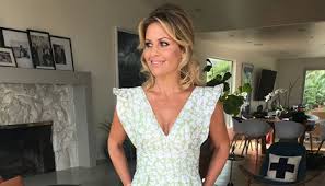Many of you asked for pictures of my haircut to take to your hairdresser. Get Candace Cameron Bure S Hair Makeup Outfit From The Hallmark Tca S Feeling The Vibe Magazine