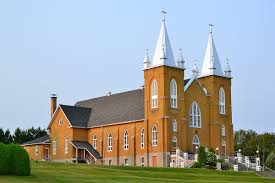 A mediaeval stronghold, once the capital the grand duchy of lithuania, today the county and guberniya town and headquarters of higher administration. Wilno Travel Guide At Wikivoyage