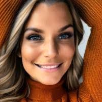 Caitlin Webster's Instagram, Twitter & Facebook