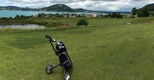 B) my ball lies outside of the penalty area. Die Wichtigsten Golfregeln Im Uberblick Golf Lernen At