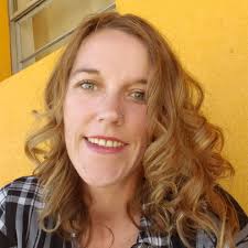 Larissa Taylor (@AuthorLarissa)