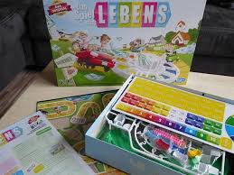 Unsere Jungs Spielen Total Gerne Spiele Und Freuen Sich Immer Wenn Ein Neues Spiel Einen Platz In Unserer Sammlung Spiel Des Lebens Familienspiele Neue Spiele